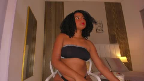 Hi guys i am Zoe  online show from 04.06.26
