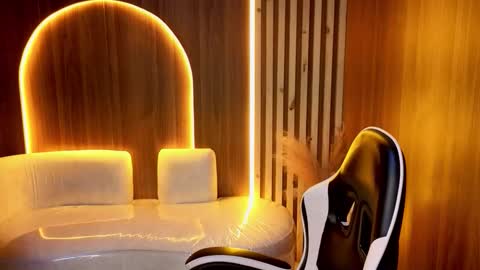 Zoe online show from 01.13.26