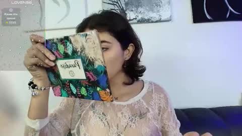 Zoe online show from 11.11.25