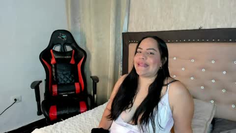 zoedeleon online show from 05.11.26