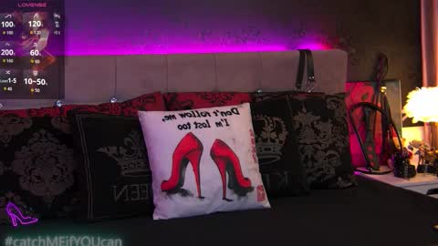 Snapshot of zoemesmerizee chatting on 02.16.26 ZoeMesmerize online show from 02.16.26