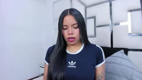 ZoeSwam online show from 02.10.26