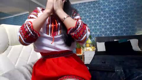 Snapshot of zoeylarkens chatting on 12.01.25 Zoey online show from 12.01.25