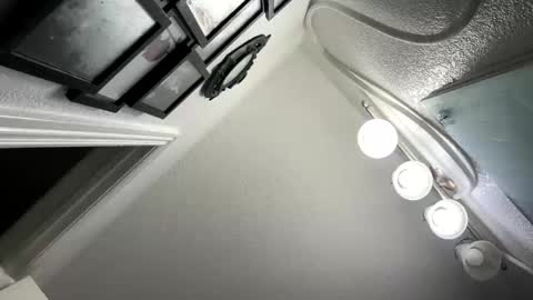 Zoey Portland online show from 11.12.25