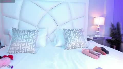 Z O E online show from 03.01.25