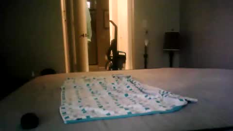 zooroxxx101 online show from 04.19.26