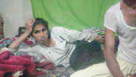 Snapshot of zoyakhan803 chatting on 10.25.25 zoyakhan803 online show from 10.25.25