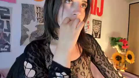 Snapshot of zuleikha chatting on 07.23.26 zuleikha online show from 07.23.26