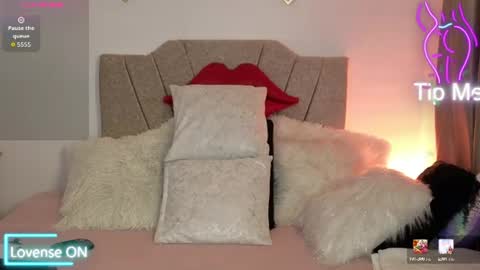 Snapshot of zuly_zahir_01 chatting on 06.19.26 zuly goode online show from 06.19.26