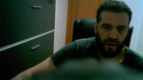 Snapshot of zurdineno chatting on 05.20.26 zurdineno online show from 05.20.26