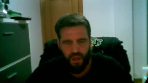 Snapshot of zurdineno chatting on 06.04.26 zurdineno online show from 06.04.26