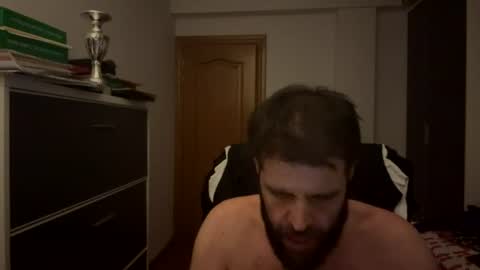 Snapshot of zurdineno chatting on 06.14.26 zurdineno online show from 06.14.26