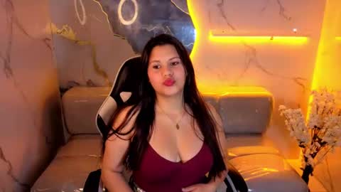 Zuri online show from 08.07.26