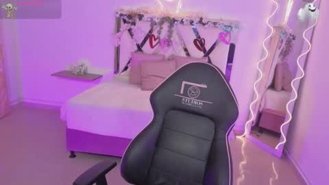 ZURY   online show from 10.30.25