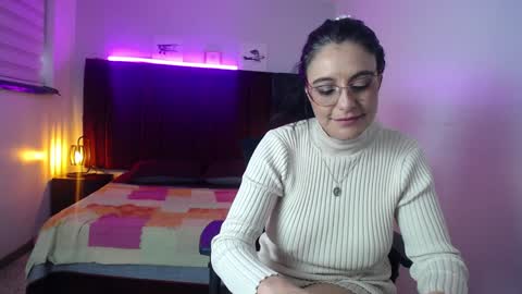 Zuzana21 online show from 12.17.24
