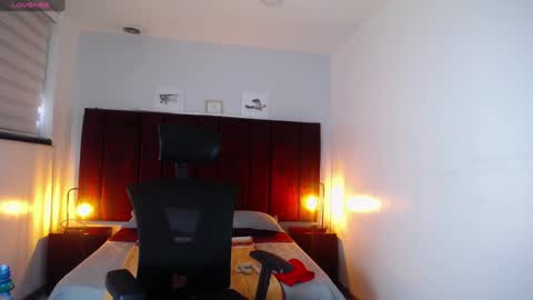 Zuzana21 online show from 12.31.24