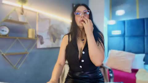 Snapshot of zuzana21 chatting on 06.12.26 Zuzana21 online show from 06.12.26