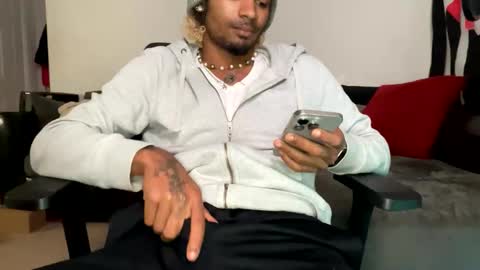 mixedtwinklol online show from 11.11.25