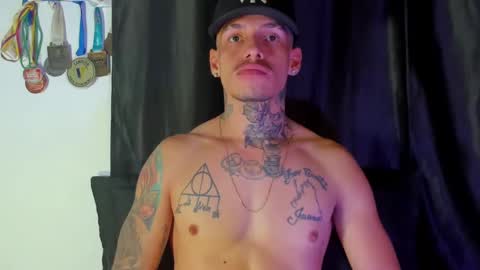 Snapshot of zyongarcia2020 chatting on 12.28.24 zyon garcia online show from 12.28.24