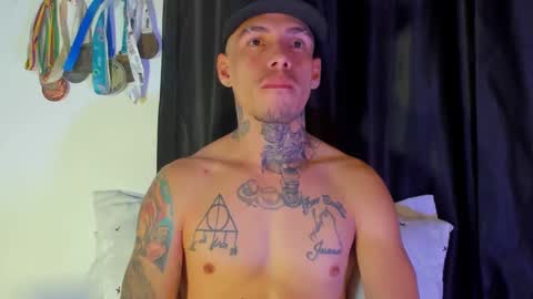 Snapshot of zyongarcia2020 chatting on 01.25.25 zyon garcia online show from 01.25.25