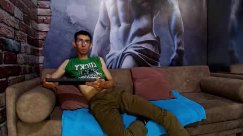 Snapshot of zyronight chatting on 11.06.25 Zyro Nigth online show from 11.06.25