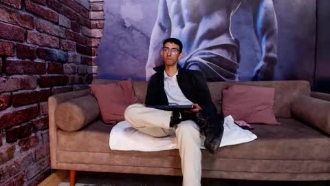 Snapshot of zyronight chatting on 11.11.25 Zyro Nigth online show from 11.11.25