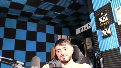 Snapshot of zyzz4444 chatting on 12.03.24 Greek God online show from 12.03.24