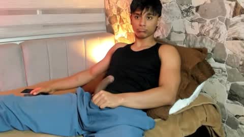 Snapshot of zyzz_1812 chatting on 02.26.26 zyzz_1812 online show from 02.26.26