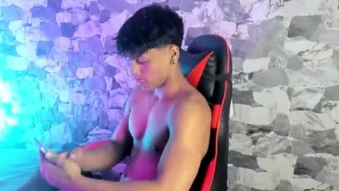 zyzz_1812 online show from 04.21.26