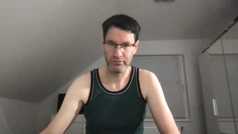 Snapshot of zzz123_cam chatting on 01.12.25 zzz123_cam online show from 01.12.25