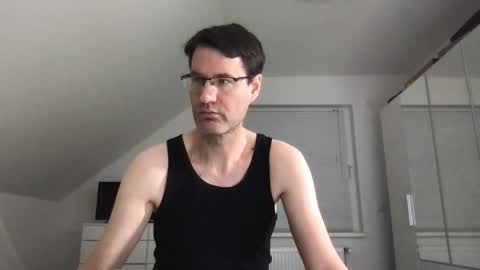 Snapshot of zzz123_cam chatting on 02.09.25 zzz123_cam online show from 02.09.25