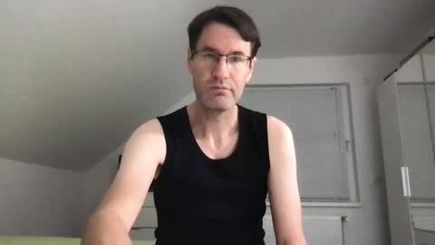 Snapshot of zzz123_cam chatting on 10.05.25 zzz123_cam online show from 10.05.25