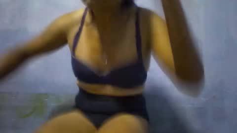 Snapshot of zzzlannimuslzzz chatting on 01.06.26 zzzlannimuslzzz online show from 01.06.26