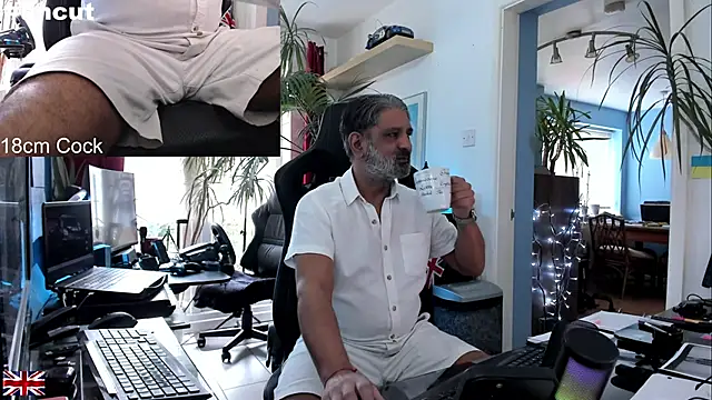 OnlineBossUK online show from 10.04.25