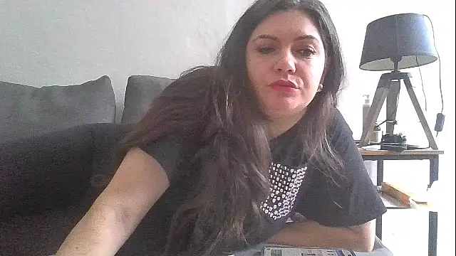 Squirtlady38 online show from 10.31.25
