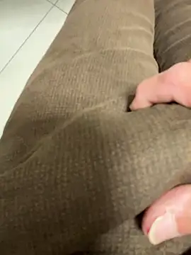 Snapshot of buodiculo chatting on 02.13.25 buodiculo online show from 02.13.25