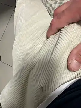 Snapshot of buodiculo chatting on 02.25.25 buodiculo online show from 02.25.25