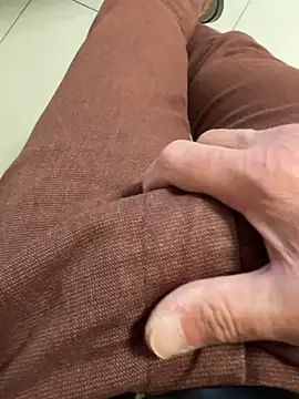 Snapshot of buodiculo chatting on 03.04.25 buodiculo online show from 03.04.25