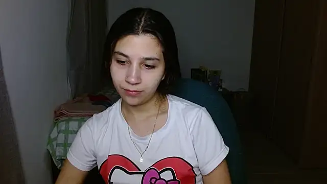 mia  lopez  online show from 09.30.25