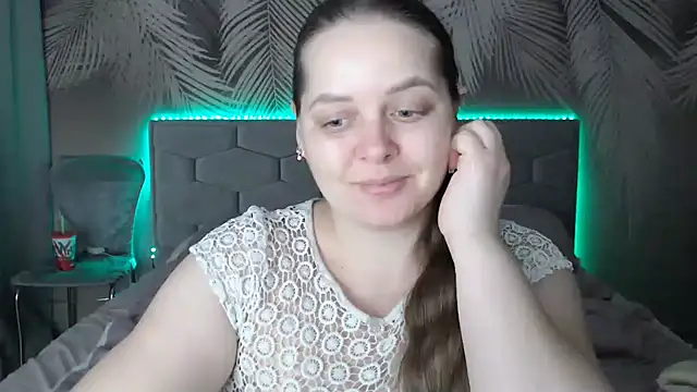 uliastar online show from 01.31.25