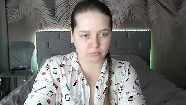 uliastar online show from 02.04.25