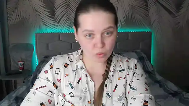 uliastar online show from 02.27.25