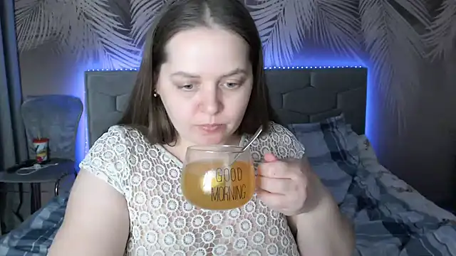 uliastar online show from 03.04.25