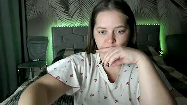 uliastar online show from 10.04.25