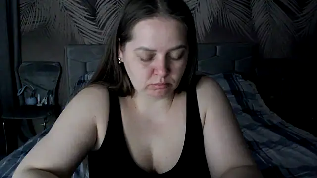 uliastar online show from 04.20.26