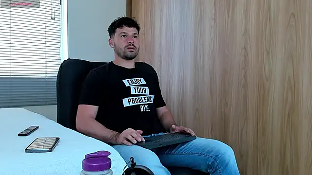 alexman fuck online show from 04.15.26