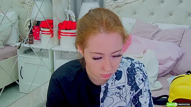 Snapshot of TinaBrook chatting on 10.02.25 TinaBrook online show from 10.02.25