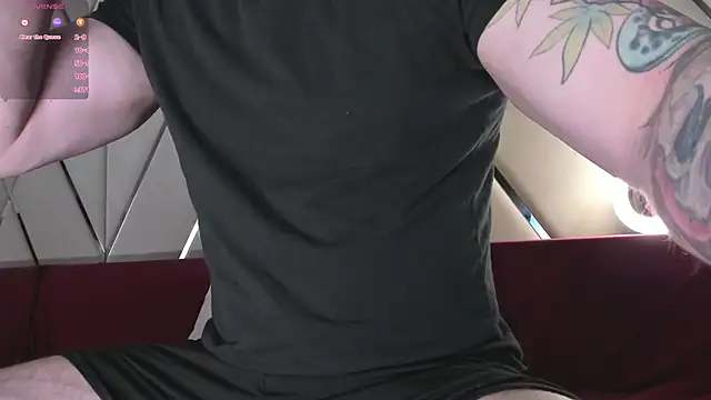 Snapshot of WayneWilson chatting on 12.13.24 WayneWilson online show from 12.13.24