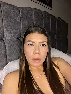 martina contreras online show from 02.22.26