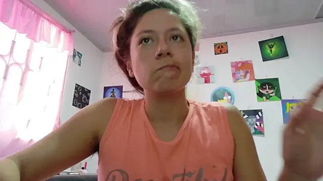 Snapshot of MommyMiaWs chatting on 11.24.25 MommyMiaWs online show from 11.24.25